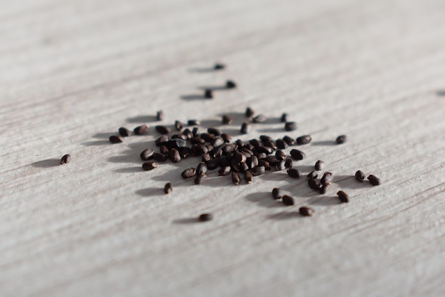 black caraway seeds